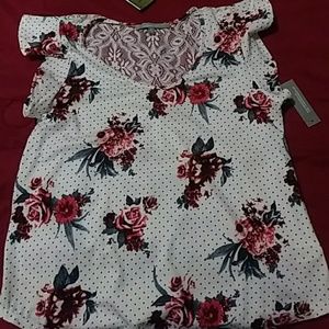 Womens Medium Top